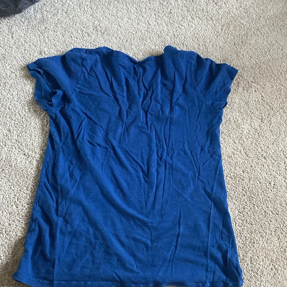 Top - Picture 2 of 2